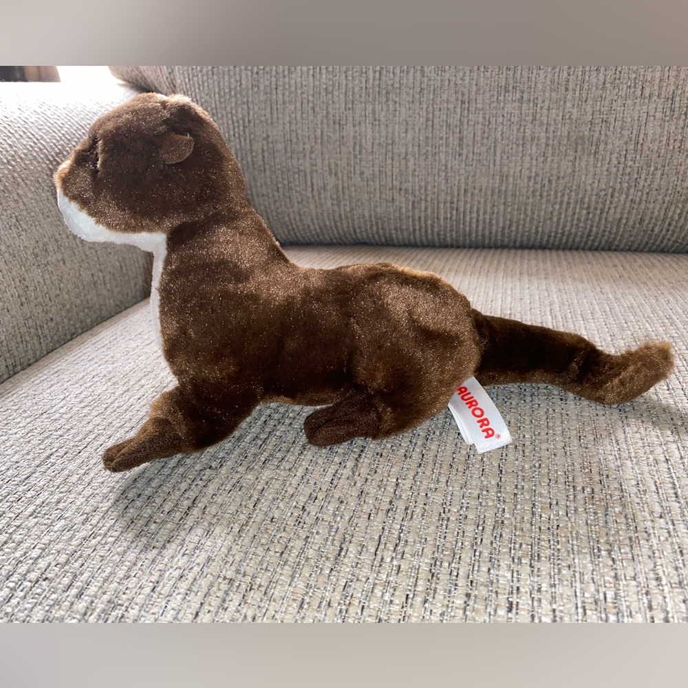 5/$25 Aurora World River Otter 2015